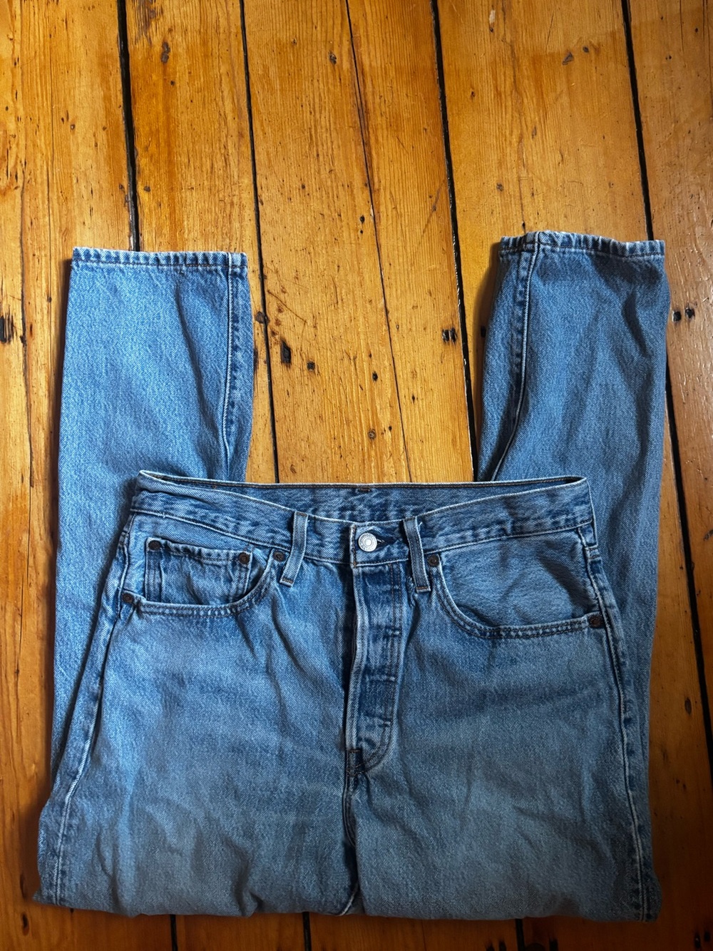 Levi’s 501 Button Fly Jean Light Wash